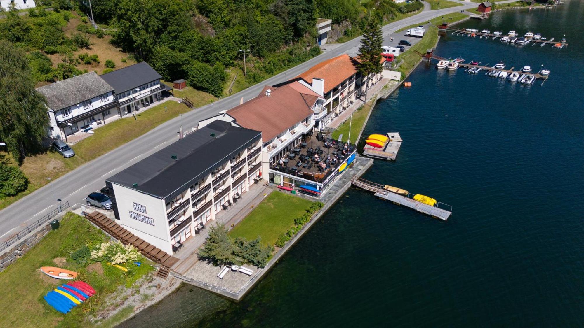 Strand Fjordhotel Ульвик Екстер'єр фото
