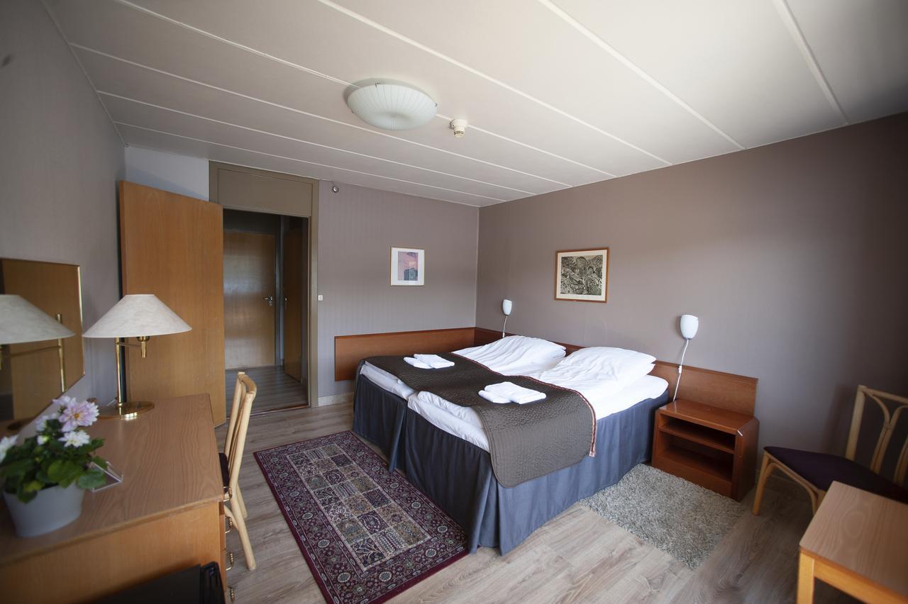 Strand Fjordhotel Ульвик Екстер'єр фото
