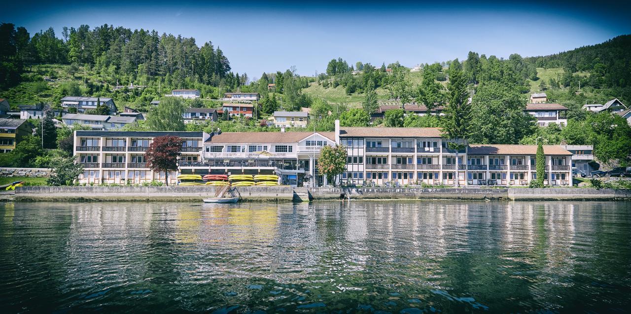 Strand Fjordhotel Ульвик Екстер'єр фото